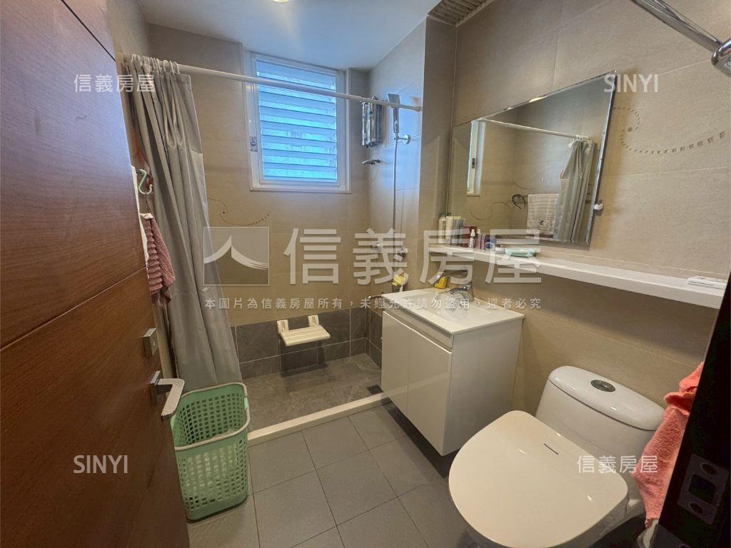 稀有３房電梯坡平車位房屋室內格局與周邊環境