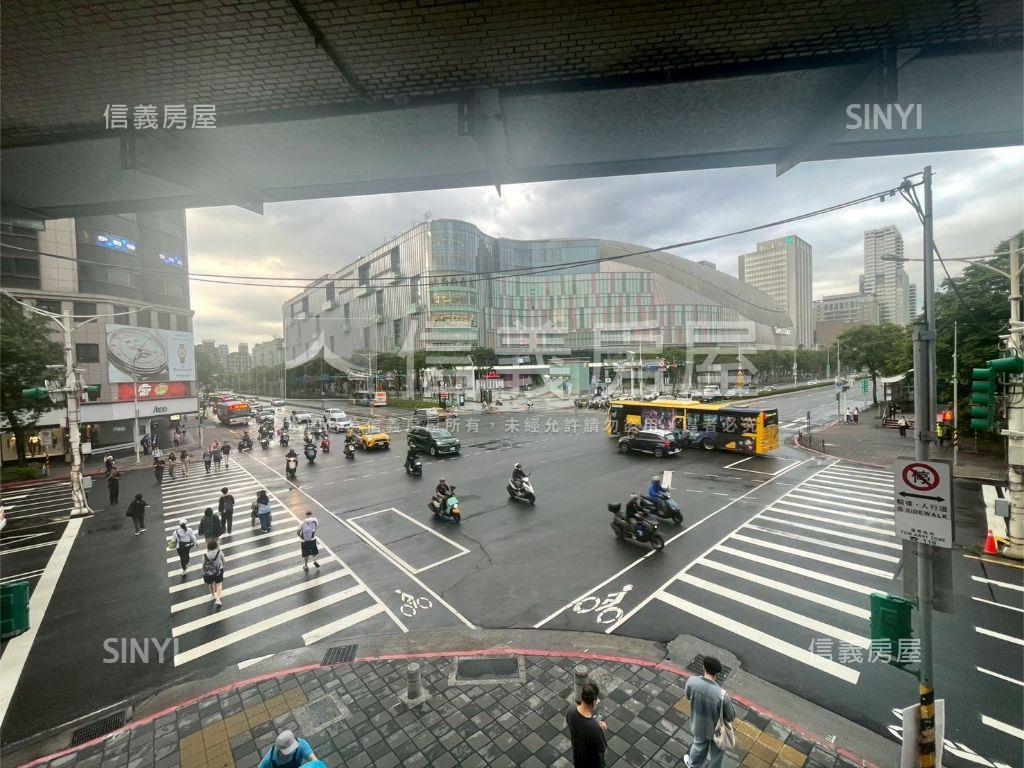 大巨蛋旁三角窗二樓辦公房屋室內格局與周邊環境