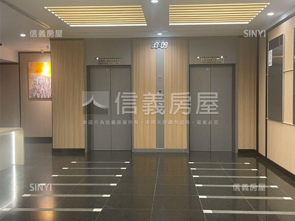 大巨蛋旁三角窗二樓辦公房屋室內格局與周邊環境