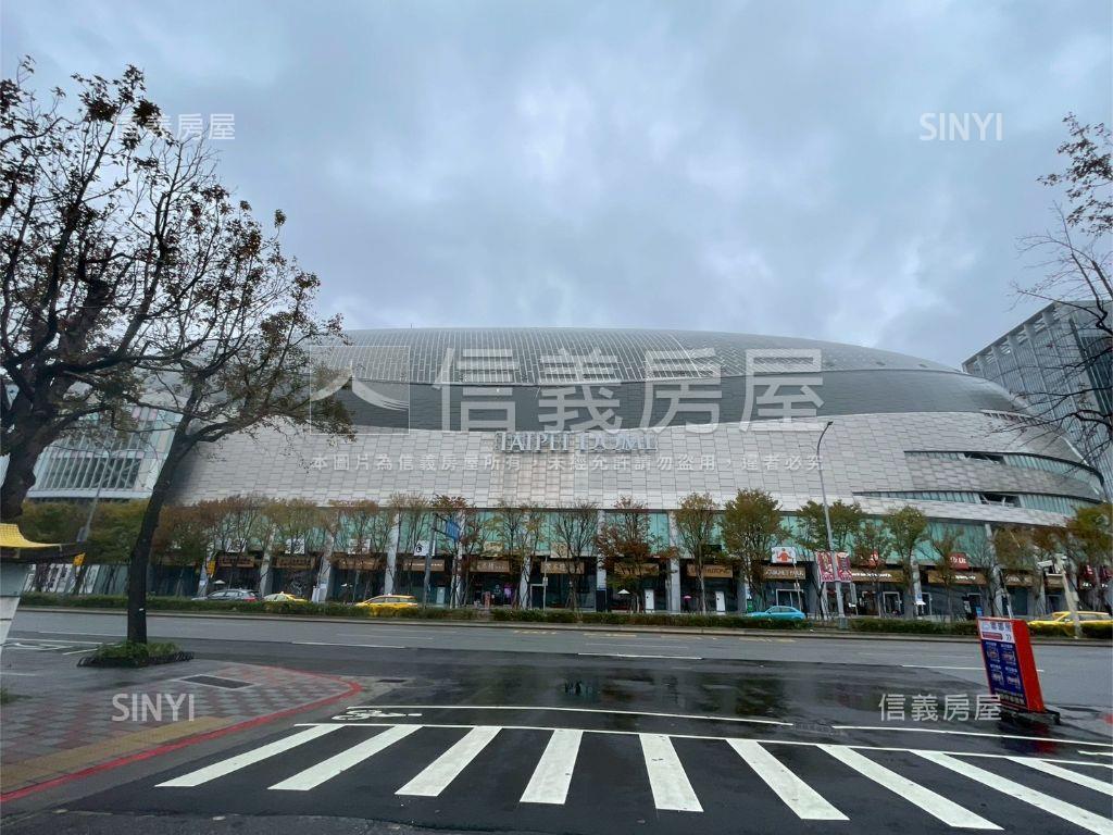 大巨蛋旁三角窗二樓辦公房屋室內格局與周邊環境