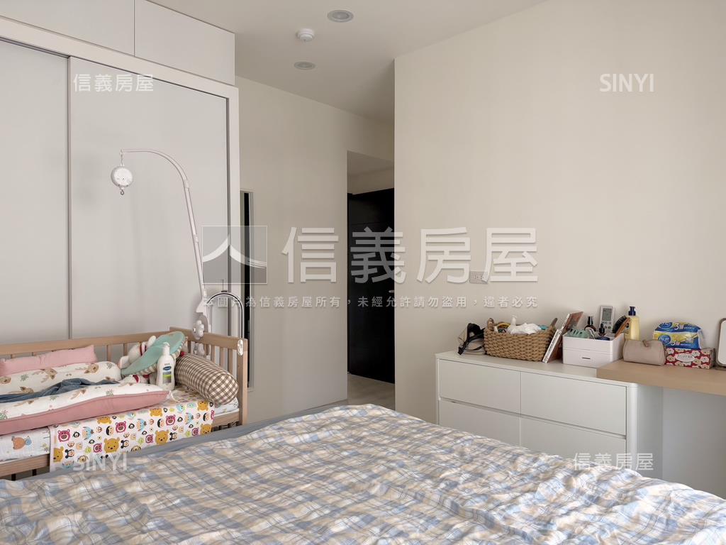 學知苑高樓美四房雙平車位房屋室內格局與周邊環境