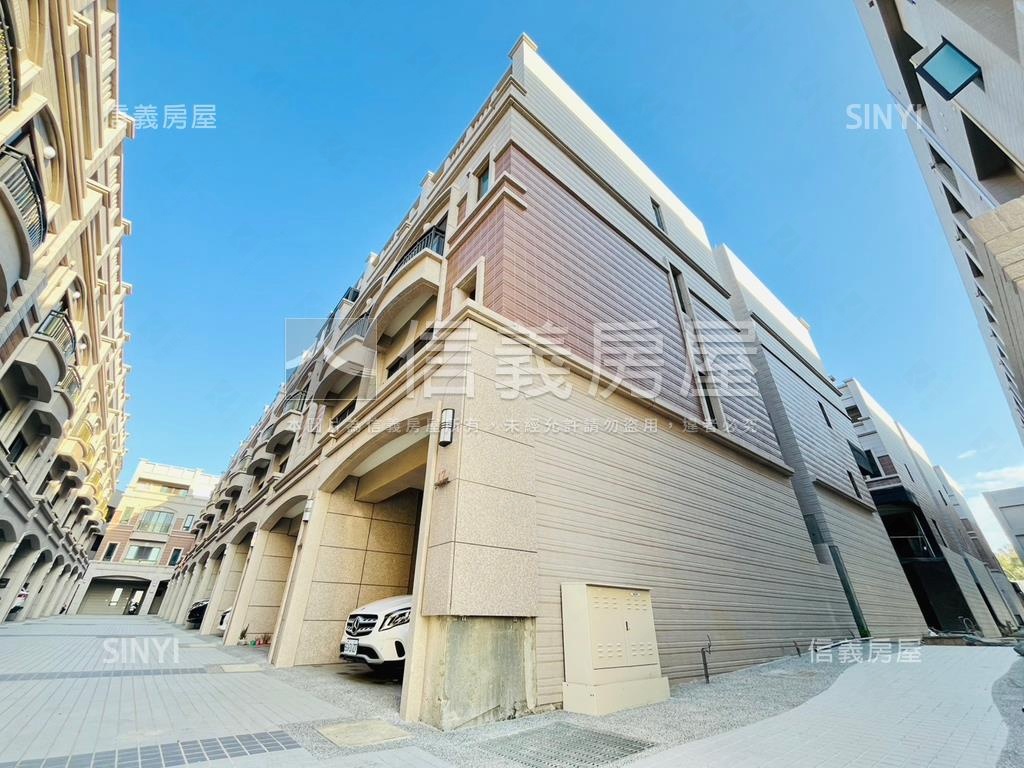 富宇大地邊間稀有豪墅房屋室內格局與周邊環境