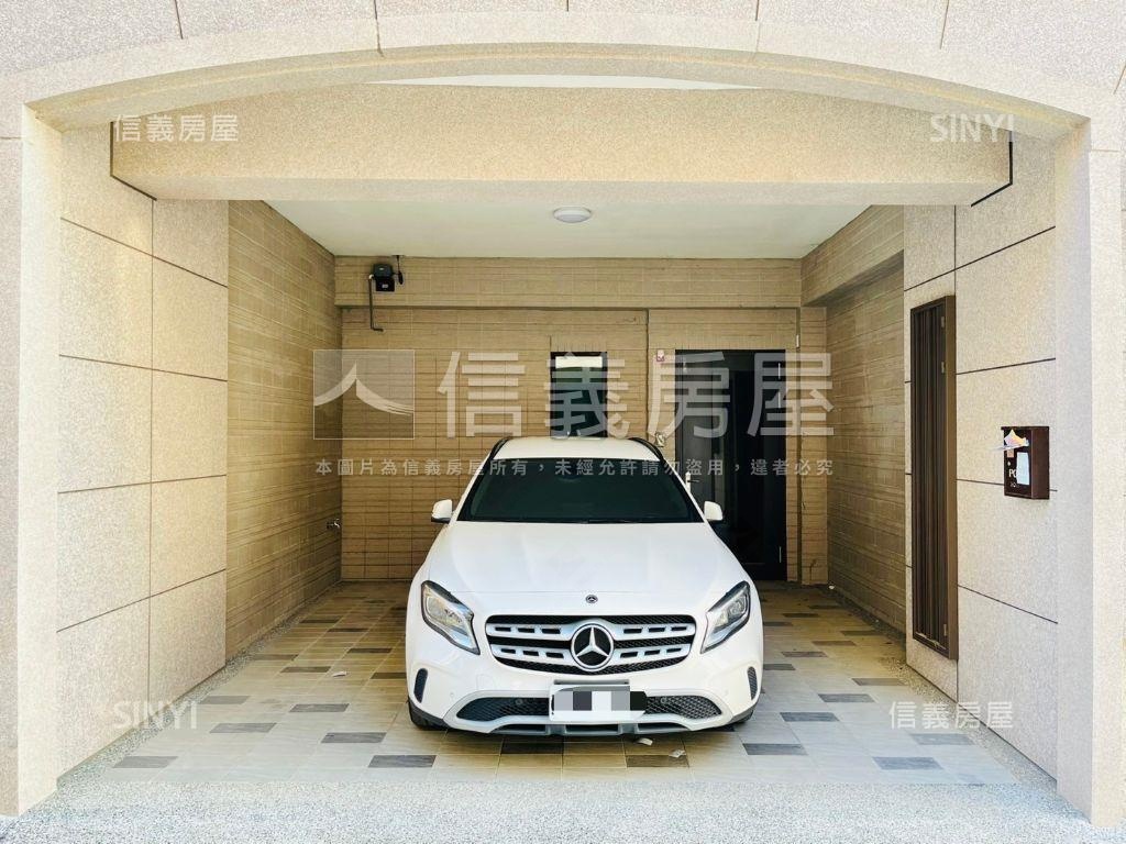 富宇大地邊間稀有豪墅房屋室內格局與周邊環境