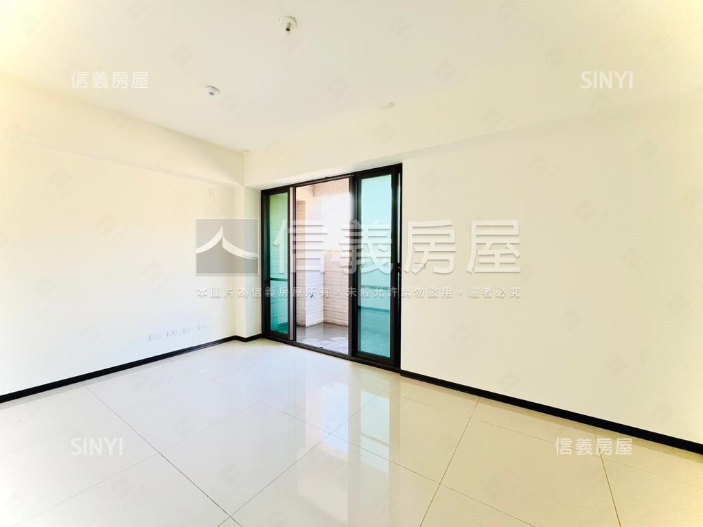 富宇大地邊間稀有豪墅房屋室內格局與周邊環境
