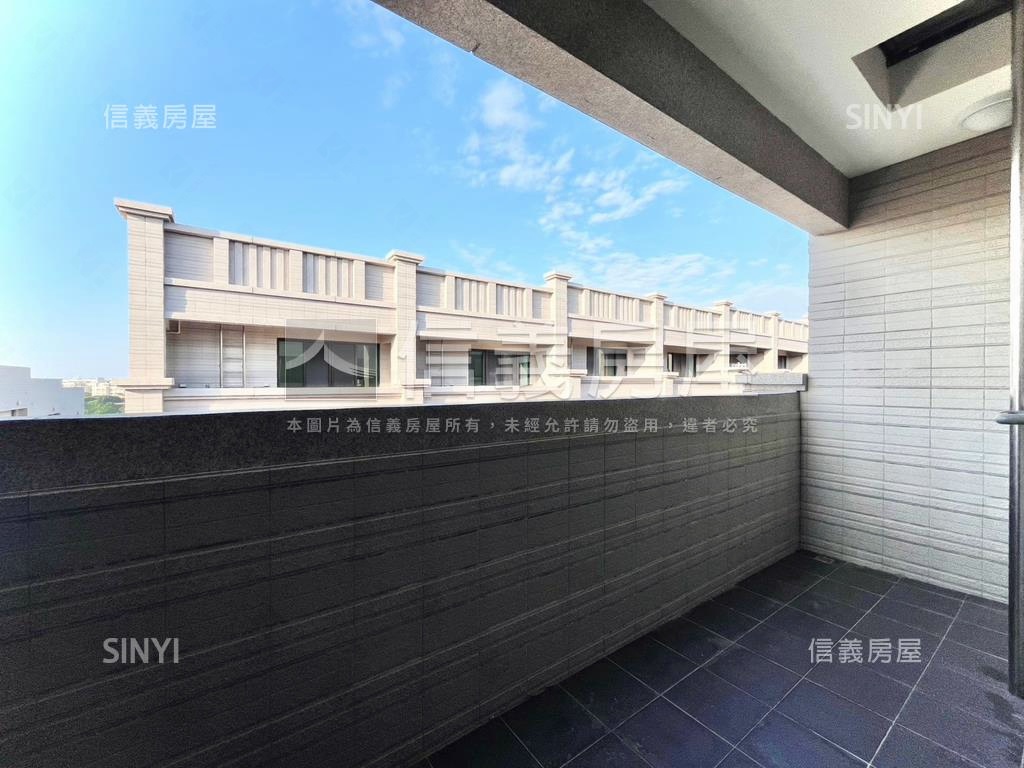 富宇大地邊間稀有豪墅房屋室內格局與周邊環境