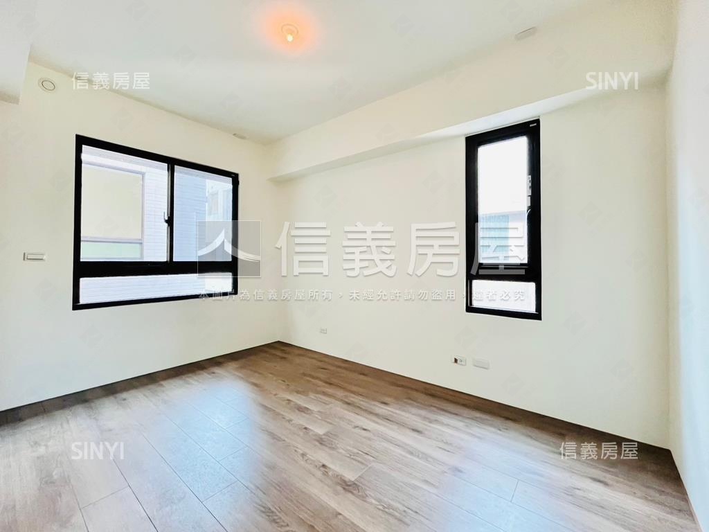 富宇大地邊間稀有豪墅房屋室內格局與周邊環境