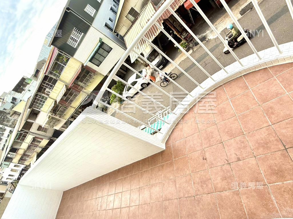 正東區南紡美妝三房房屋室內格局與周邊環境