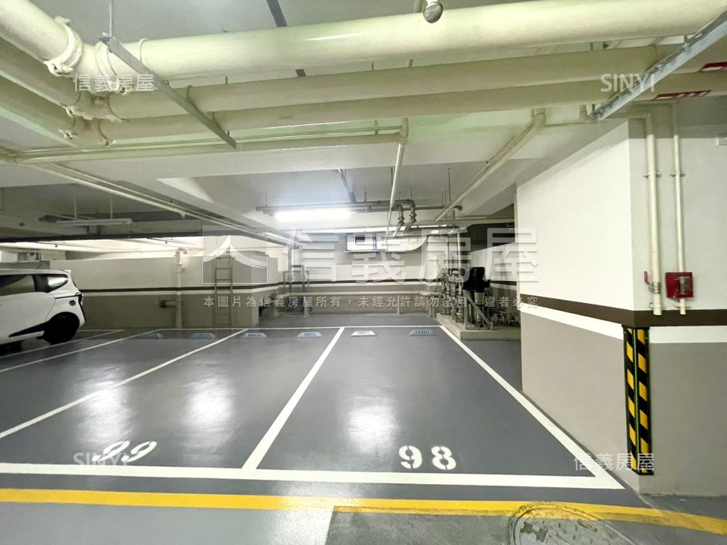 希望之星高樓平車宅房屋室內格局與周邊環境