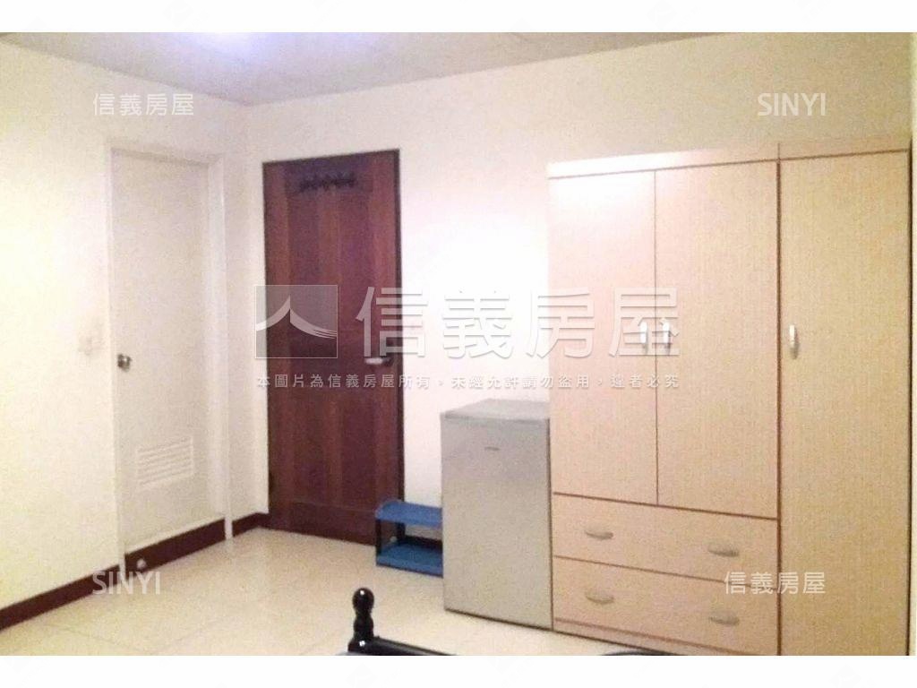 近輕軌高投報收租４套房房屋室內格局與周邊環境