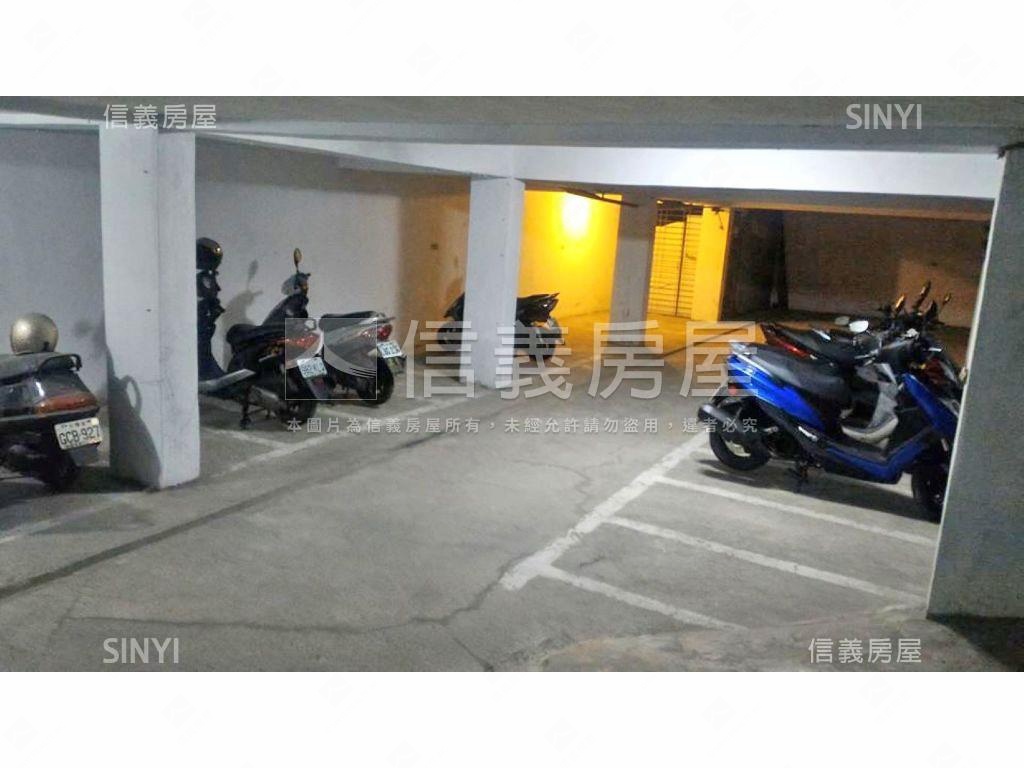 近輕軌高投報收租４套房房屋室內格局與周邊環境