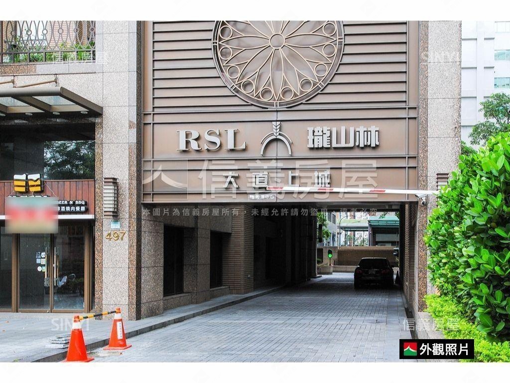 近內科大直上城帶車位房屋室內格局與周邊環境