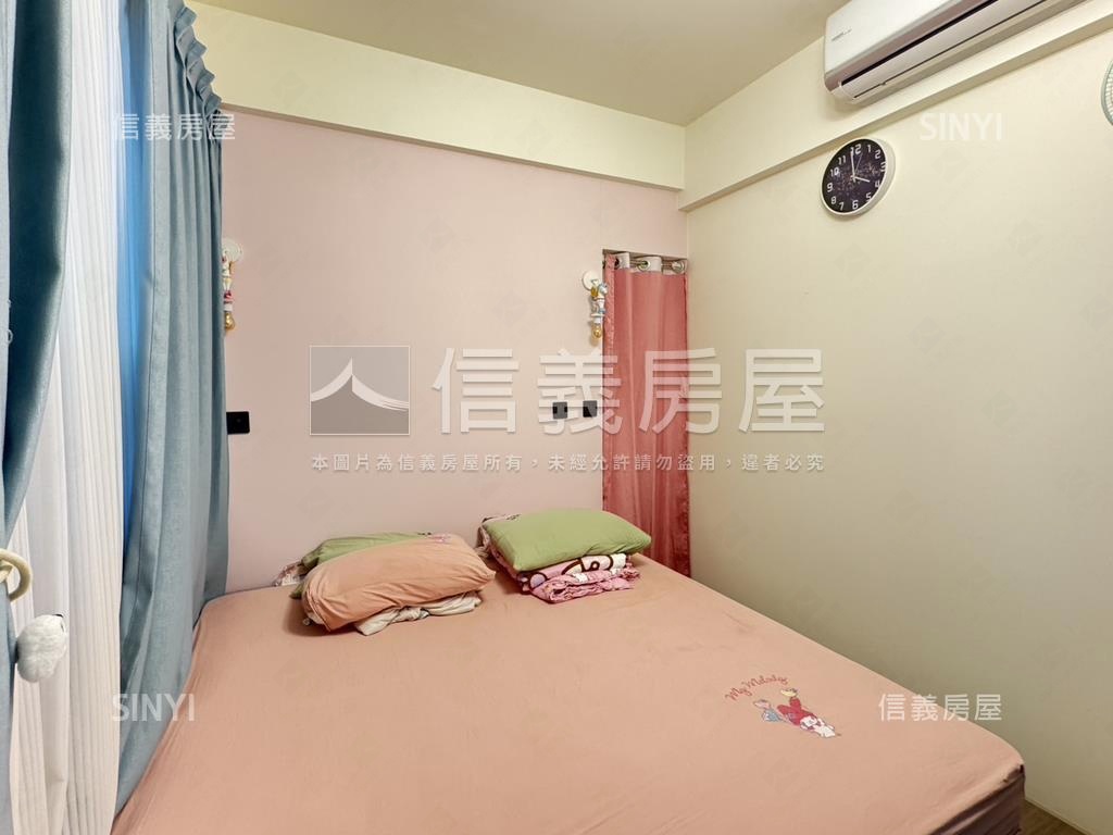 卓然品味草葉集露臺戶房屋室內格局與周邊環境