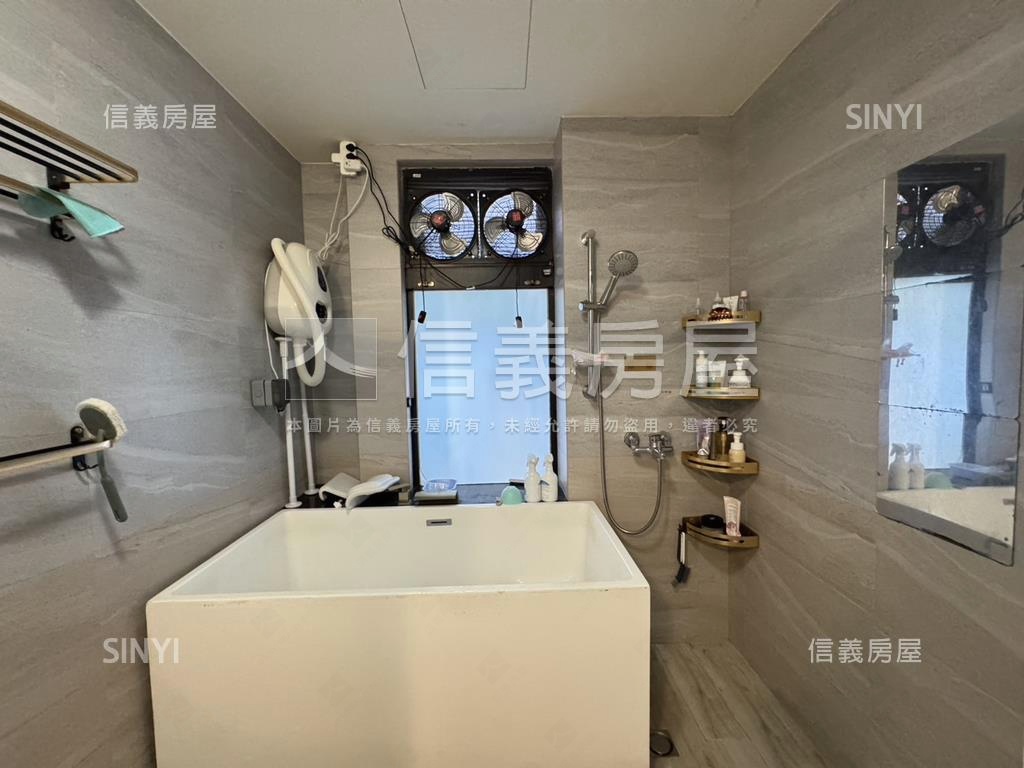 卓然品味草葉集露臺戶房屋室內格局與周邊環境