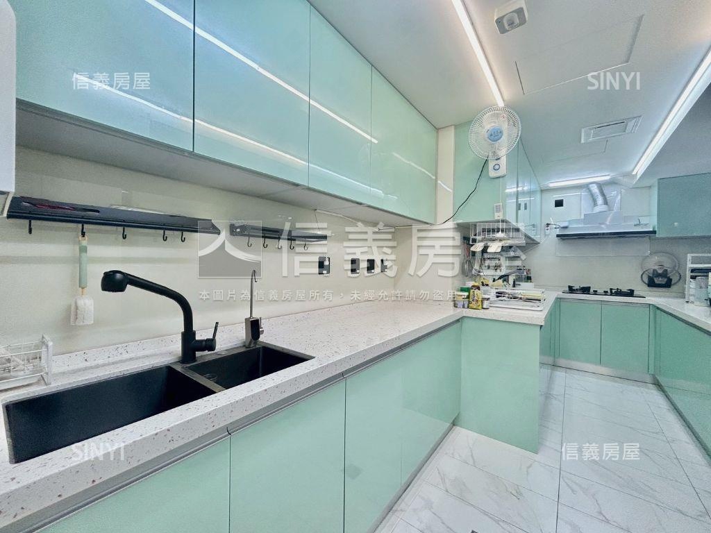 草葉集卓然４房露臺戶房屋室內格局與周邊環境