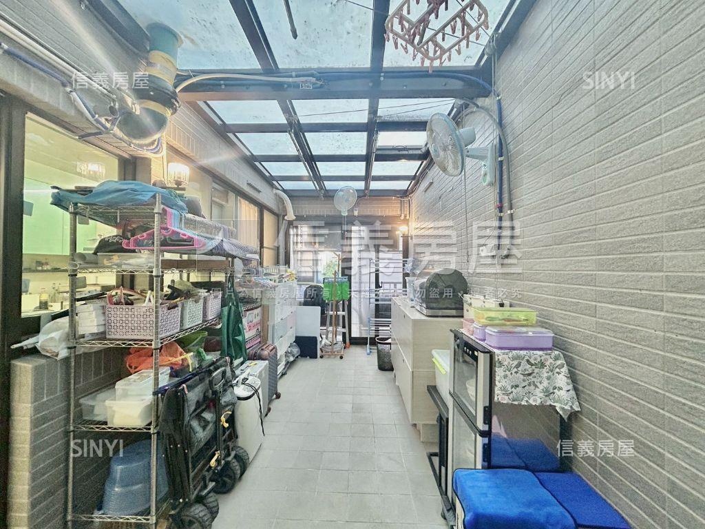 草葉集卓然４房露臺戶房屋室內格局與周邊環境