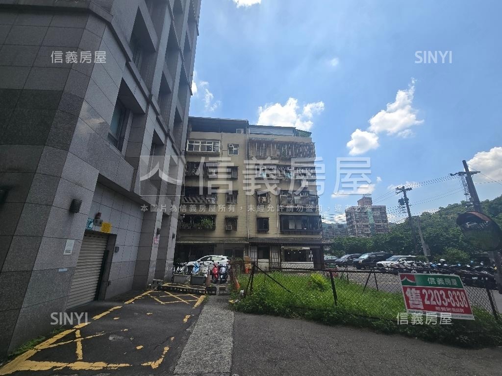 棒！汐科站旁角邊土地房屋室內格局與周邊環境