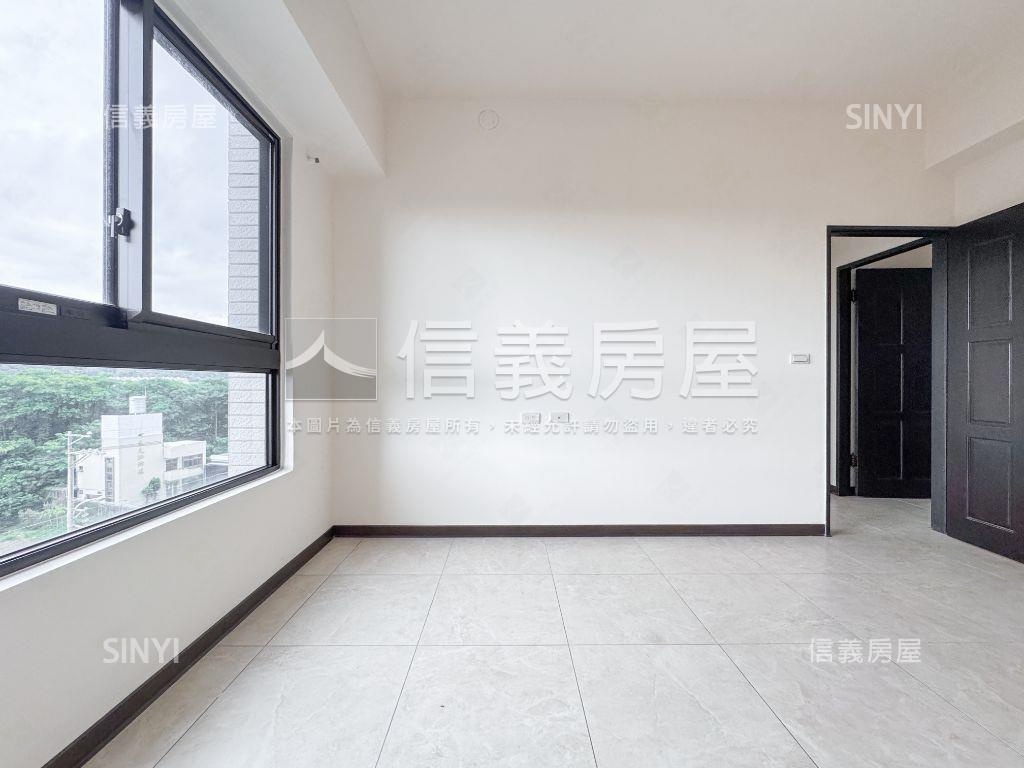 樹海視野合新詠遇四房平車房屋室內格局與周邊環境