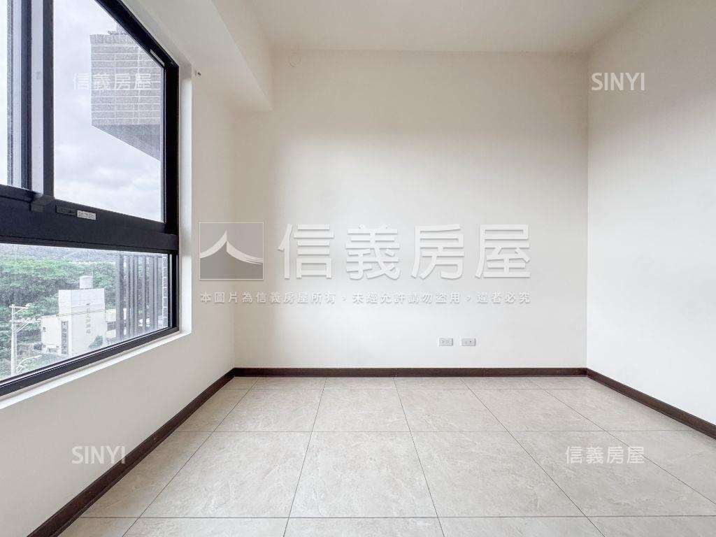 樹海視野合新詠遇四房平車房屋室內格局與周邊環境