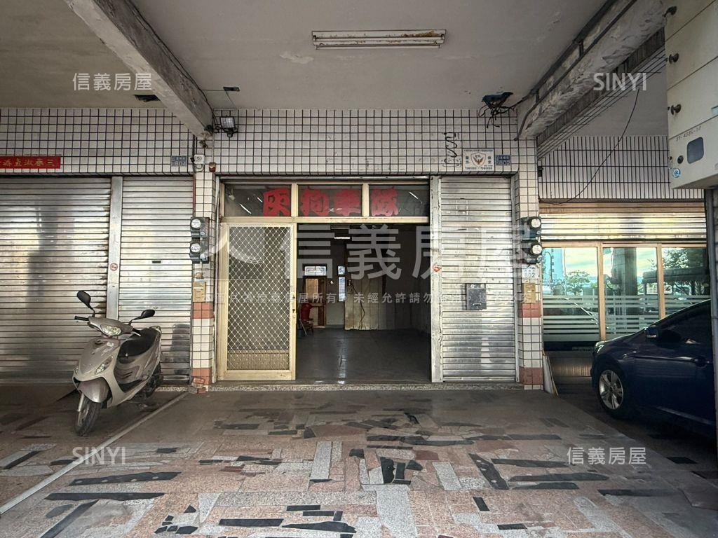 仁武國道十號燙金鈔集店面房屋室內格局與周邊環境