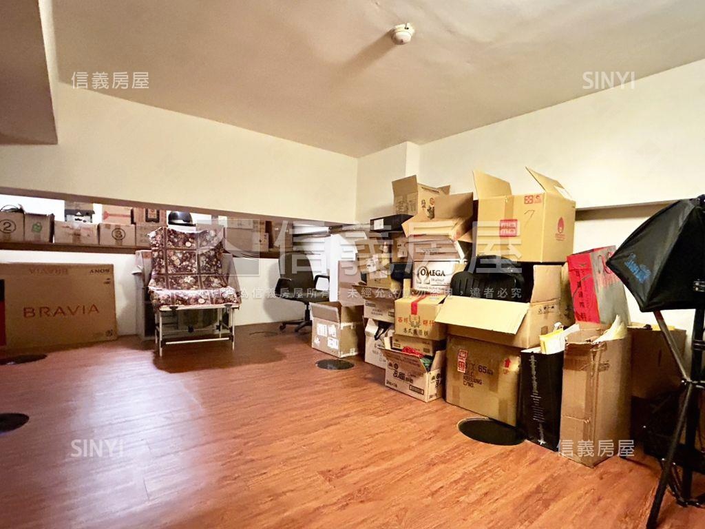 三多商圈金店面房屋室內格局與周邊環境