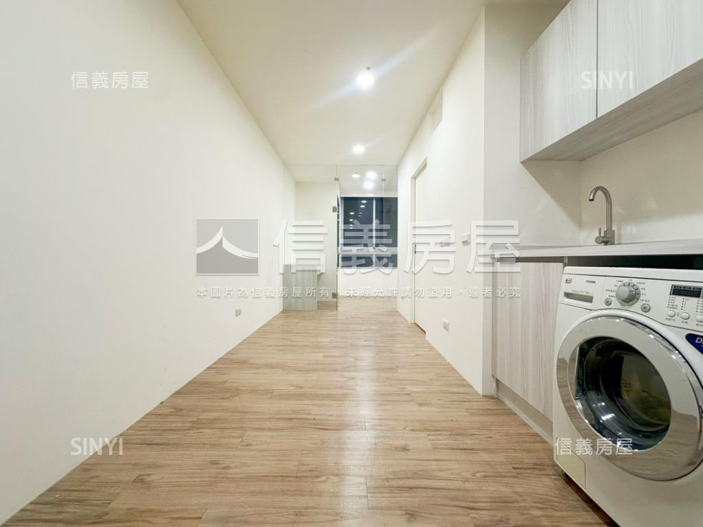 仁愛特區１＋１房平面車位房屋室內格局與周邊環境