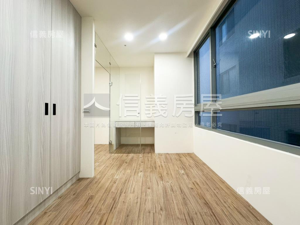 仁愛特區１＋１房平面車位房屋室內格局與周邊環境