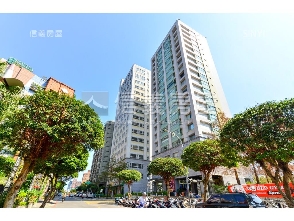 仁愛特區１＋１房平面車位房屋室內格局與周邊環境