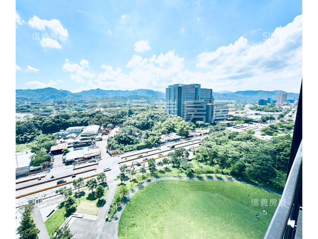 新潤青樺帝王樓層三房車位房屋室內格局與周邊環境