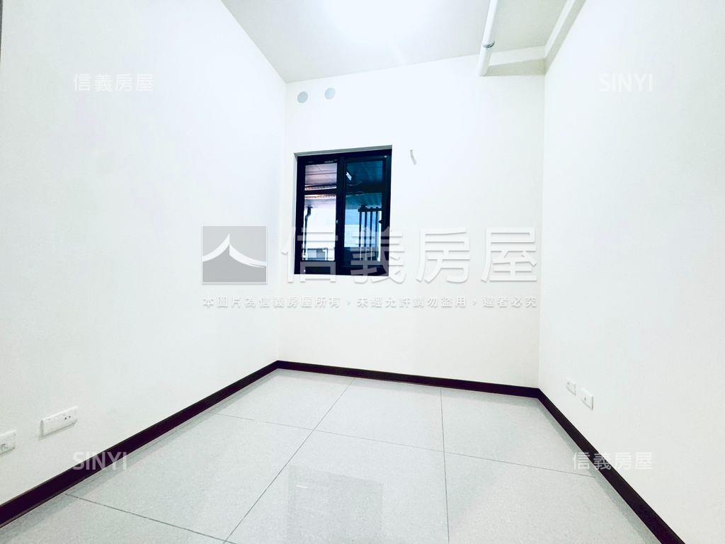 新潤青樺帝王樓層三房車位房屋室內格局與周邊環境