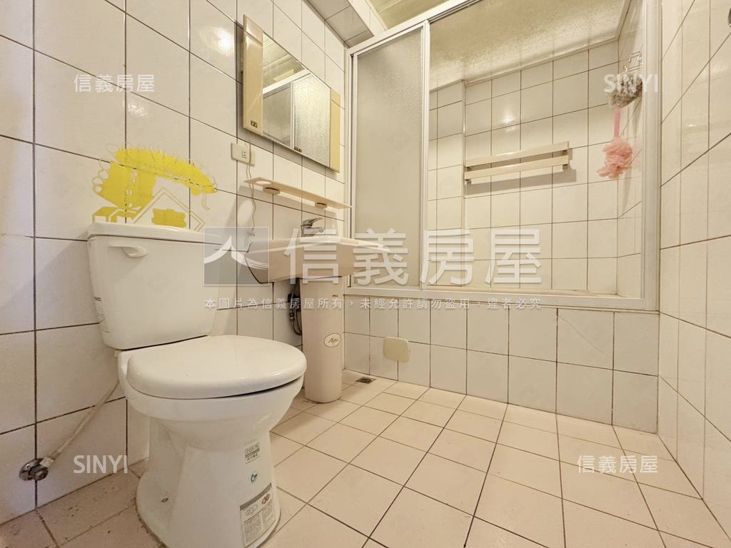 明誠二路‧大樓型黃金透店房屋室內格局與周邊環境