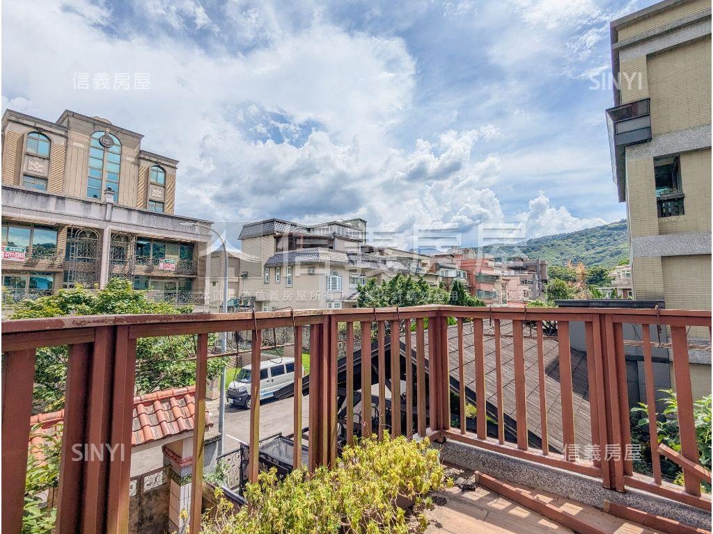 新店有電梯的別墅－極致房屋室內格局與周邊環境