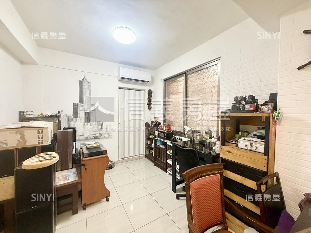 出價就談近校園一樓美屋房屋室內格局與周邊環境