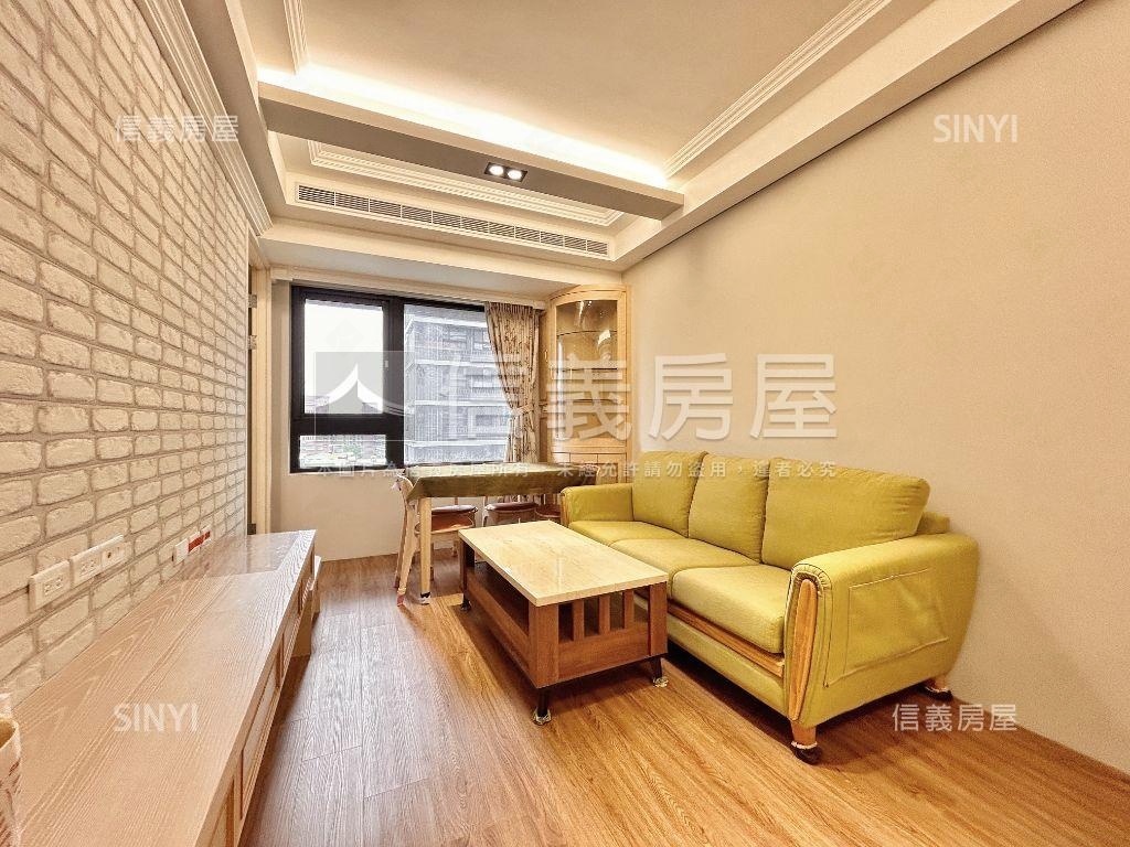 專任＆冠德風尚邊間大兩房房屋室內格局與周邊環境