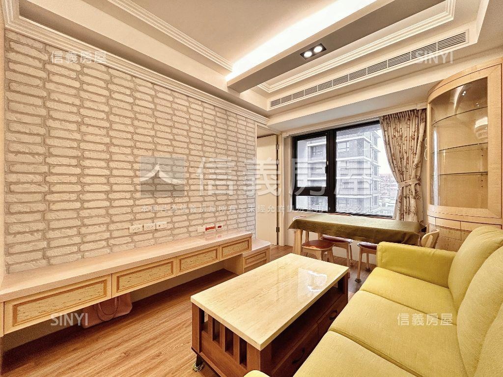 專任＆冠德風尚邊間大兩房房屋室內格局與周邊環境