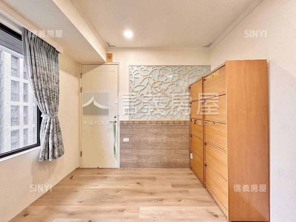 專任＆冠德風尚邊間大兩房房屋室內格局與周邊環境