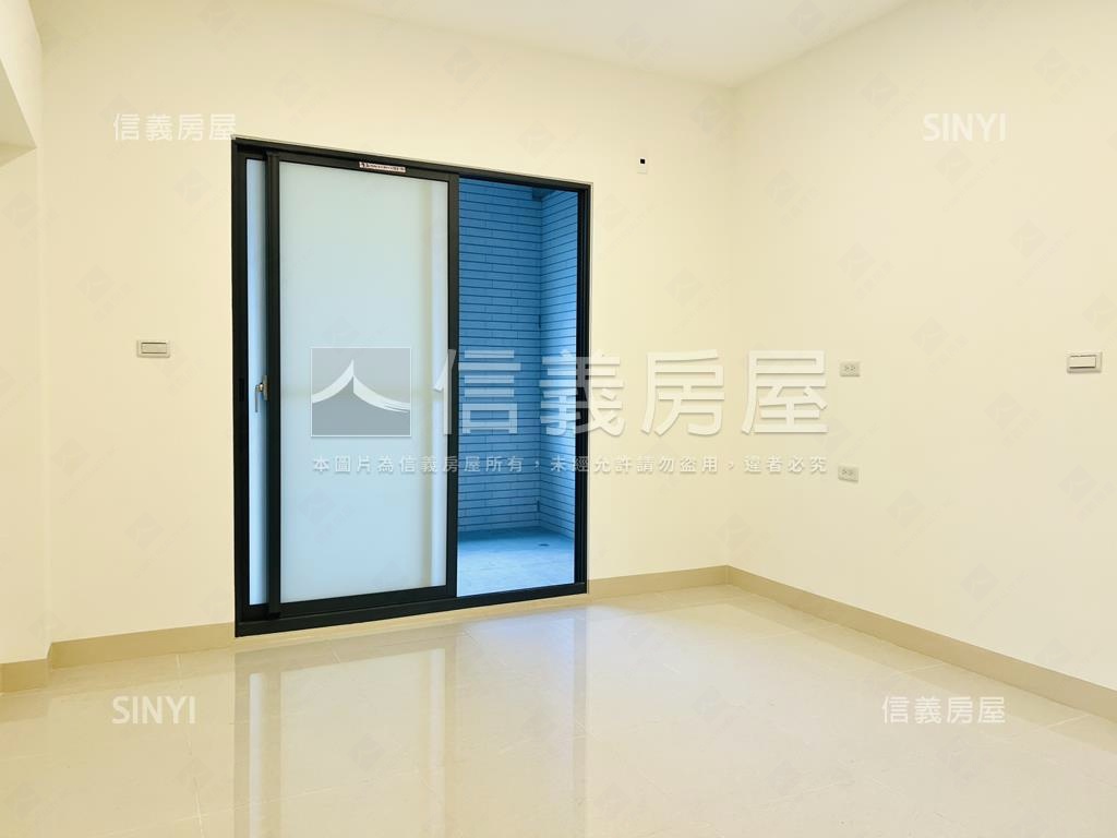 近文化中心騎樓好停車透天房屋室內格局與周邊環境