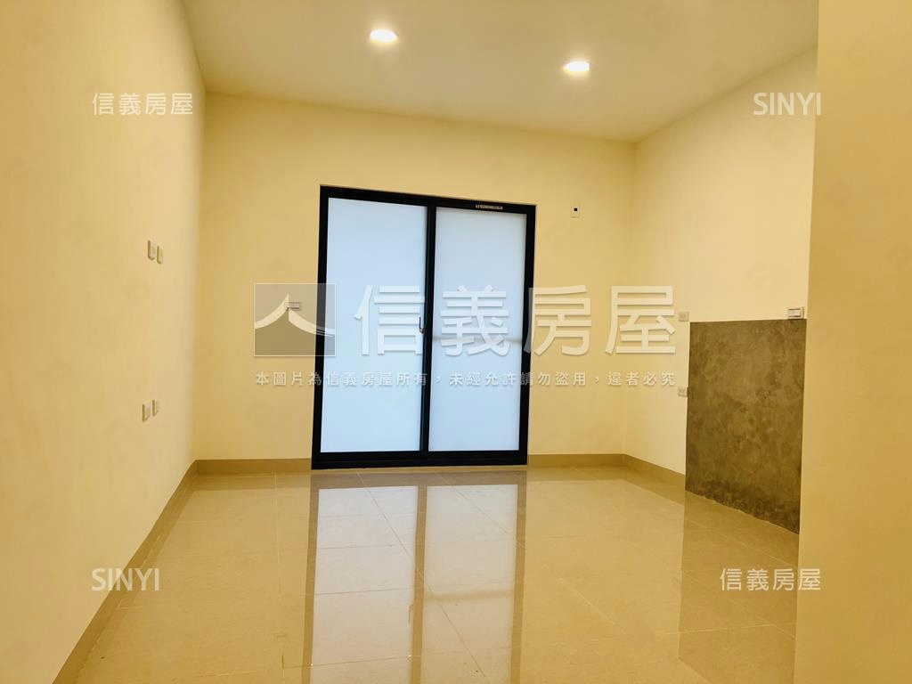 近文化中心騎樓好停車透天房屋室內格局與周邊環境