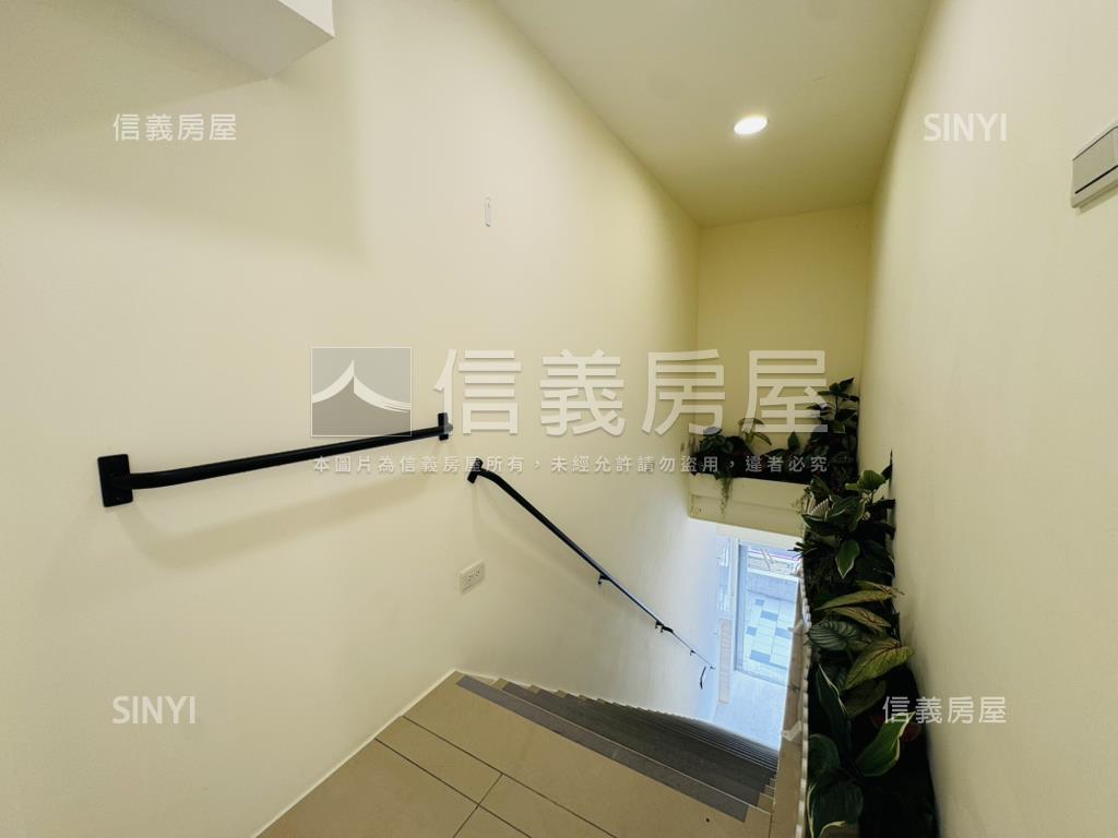 春福ＶＯＨＡ臨路金店面房屋室內格局與周邊環境