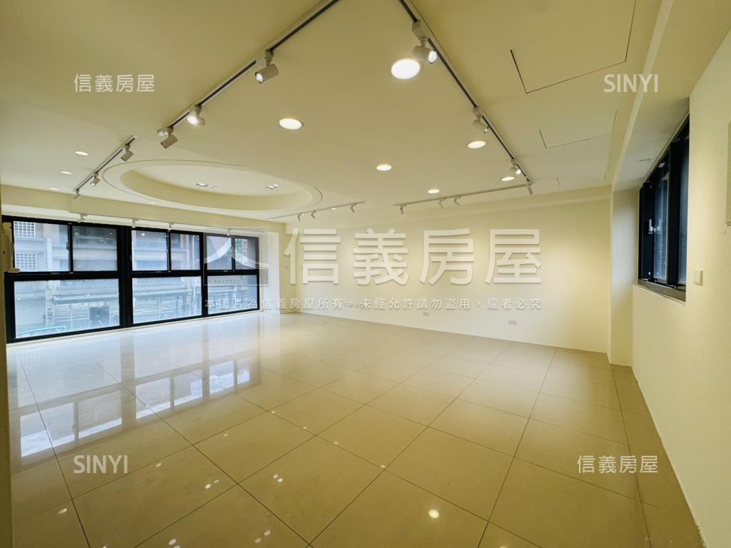 春福ＶＯＨＡ臨路金店面房屋室內格局與周邊環境