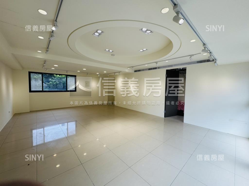 春福ＶＯＨＡ臨路金店面房屋室內格局與周邊環境