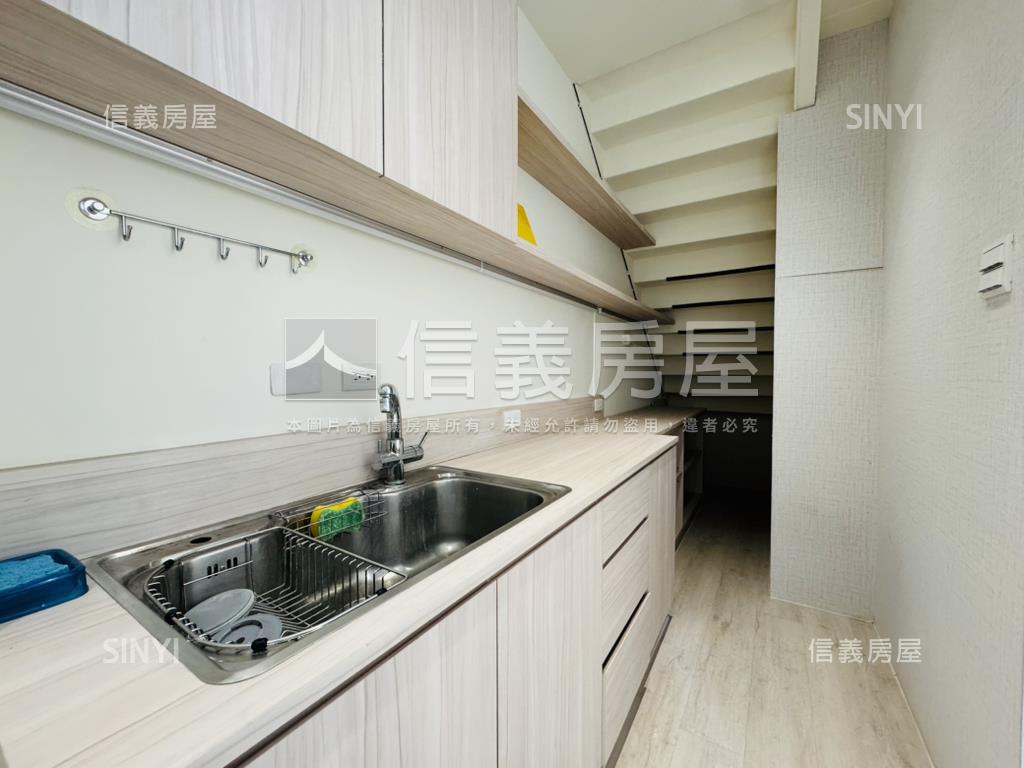 春福ＶＯＨＡ臨路金店面房屋室內格局與周邊環境