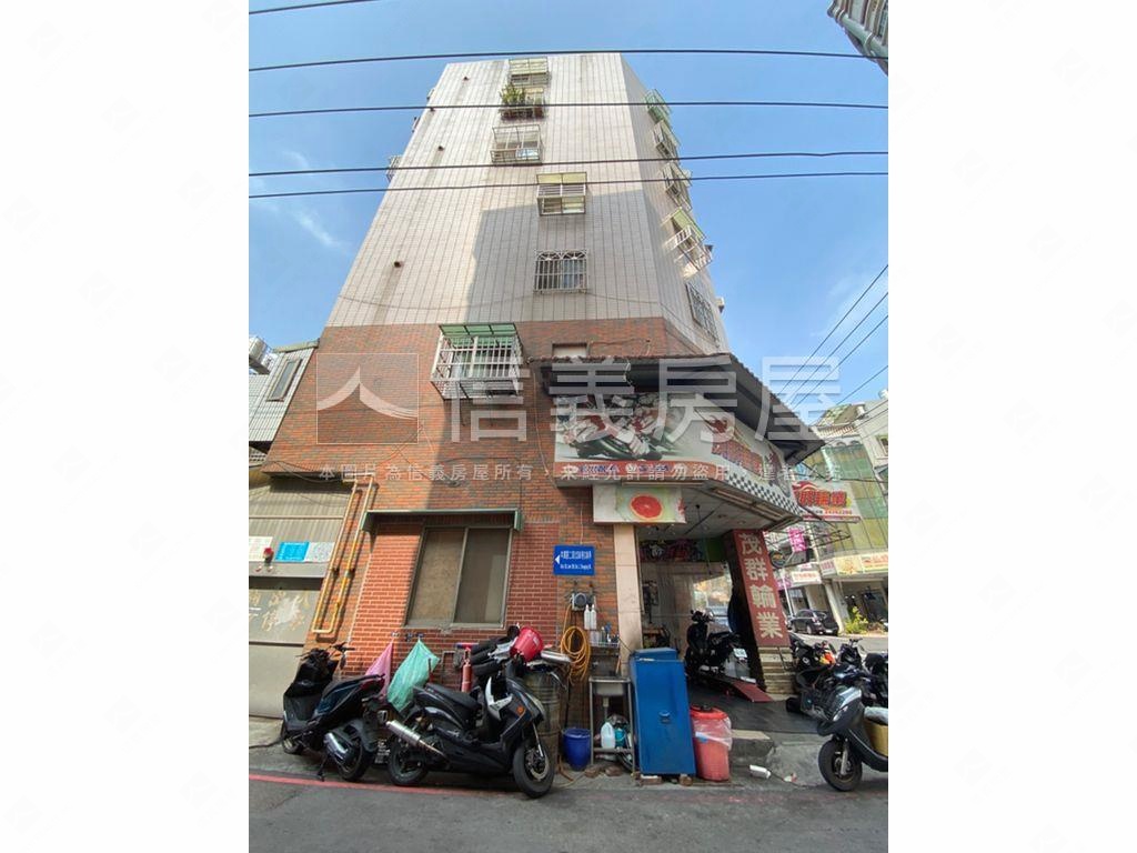 同榮路優質三房車位房屋室內格局與周邊環境