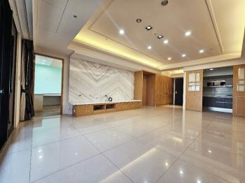 登陽廊香四房雙平車