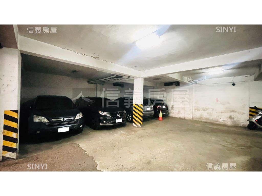 七張捷運四房車位房屋室內格局與周邊環境