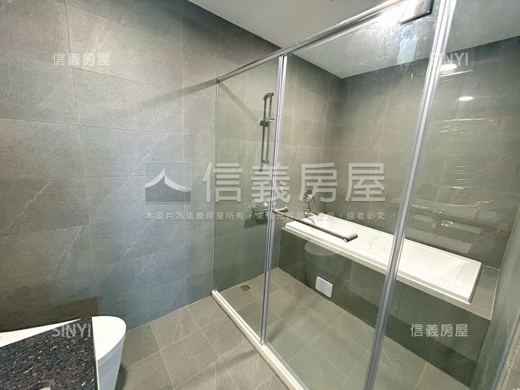 昭揚天際景觀Ｂ棟６樓房屋室內格局與周邊環境