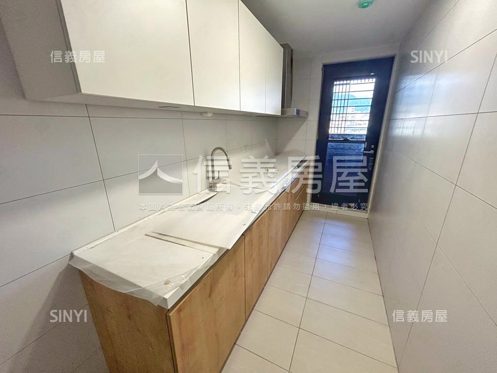 昭揚天際景觀Ｂ棟６樓房屋室內格局與周邊環境