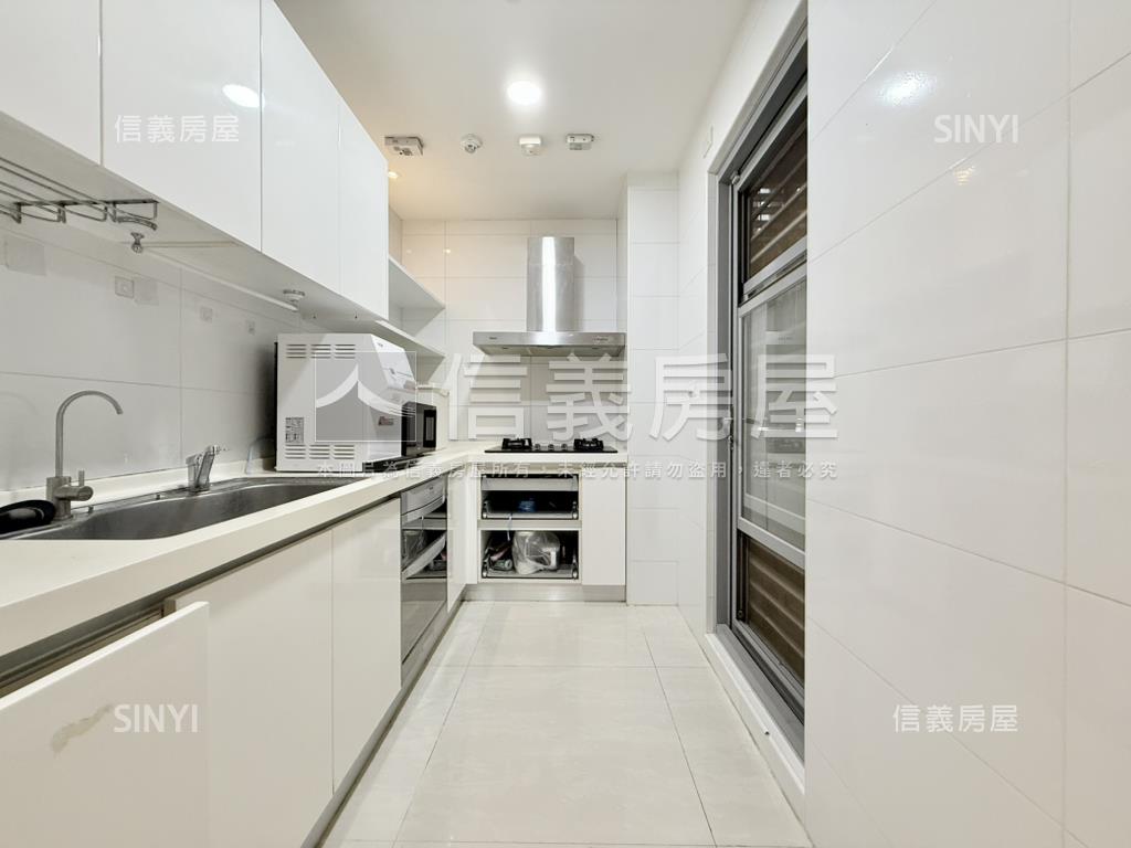 中港陽明高樓三房平車房屋室內格局與周邊環境