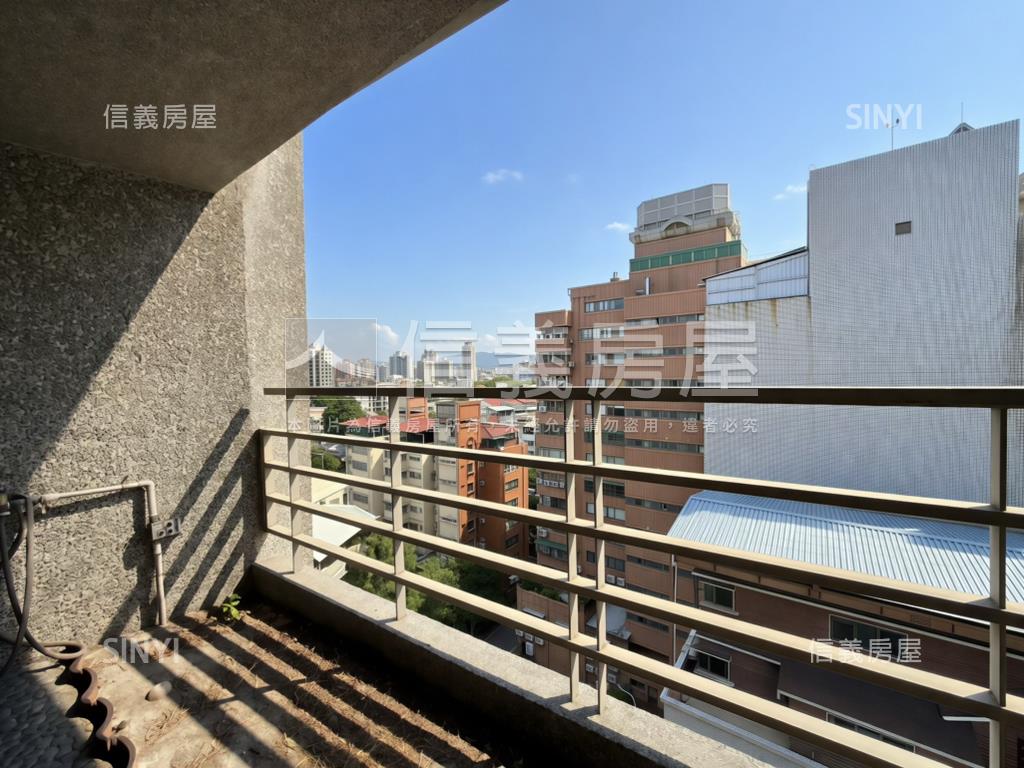 順天中港菁英僅此一戶！房屋室內格局與周邊環境
