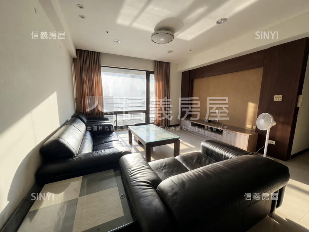 順天中港菁英僅此一戶！房屋室內格局與周邊環境