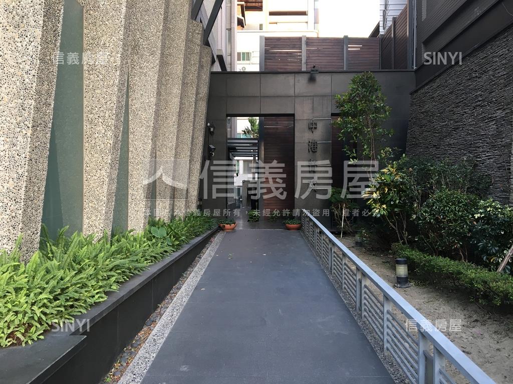 順天中港菁英僅此一戶！房屋室內格局與周邊環境